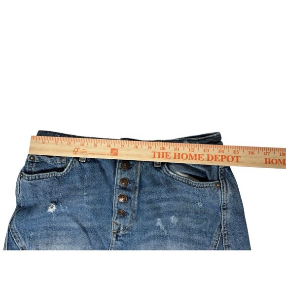 Free People We The Free Button Front Denim Mini Skirt Blue Sz 29 Distressed Boho - Picture 7 of 7
